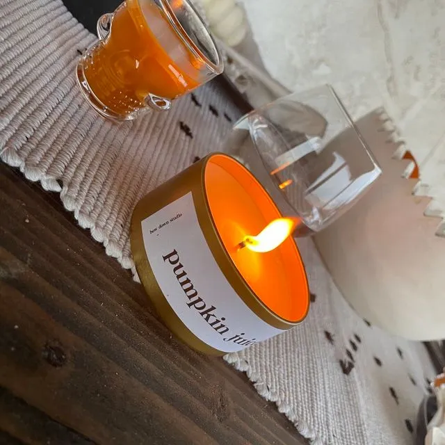 Pumpkin Juice Travel Candle - Pumpkin, Cinnamon, Nutmeg - 10oz