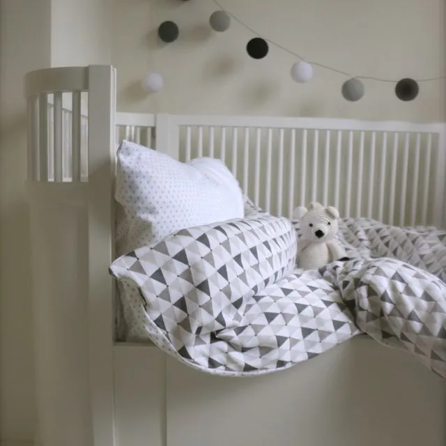 Littleheart Cot Bedding Confetti Grey