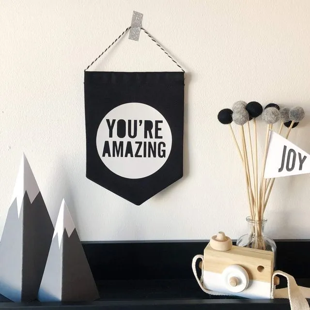 You're Amazing Banner Black Midi - Pack of 5
