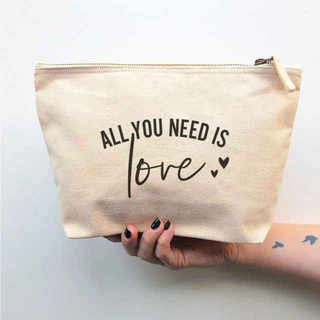 All You Need is Love Pouch - Pack of 5