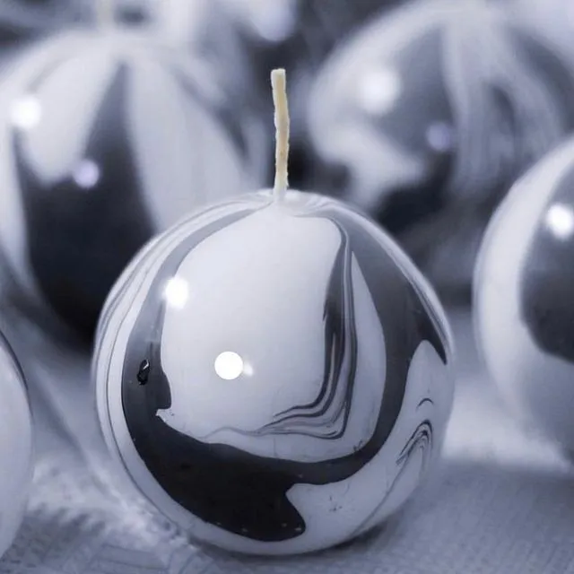 Black & White Marbled Ball Candle