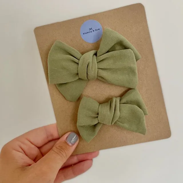 Handtied hair bow clips- Olive - Large and Small
