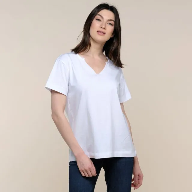 Hestia - Split V-Neck T-Shirt