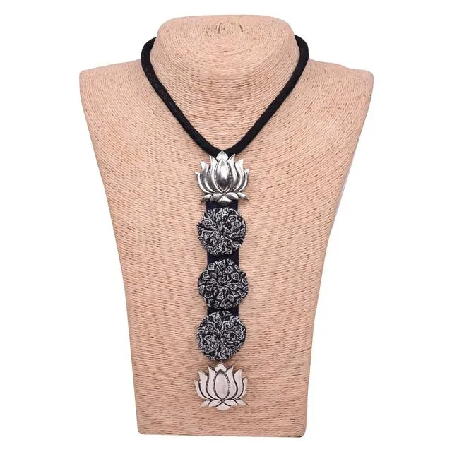 Ethiqana Handmade Lotus Pendant Necklace - Black