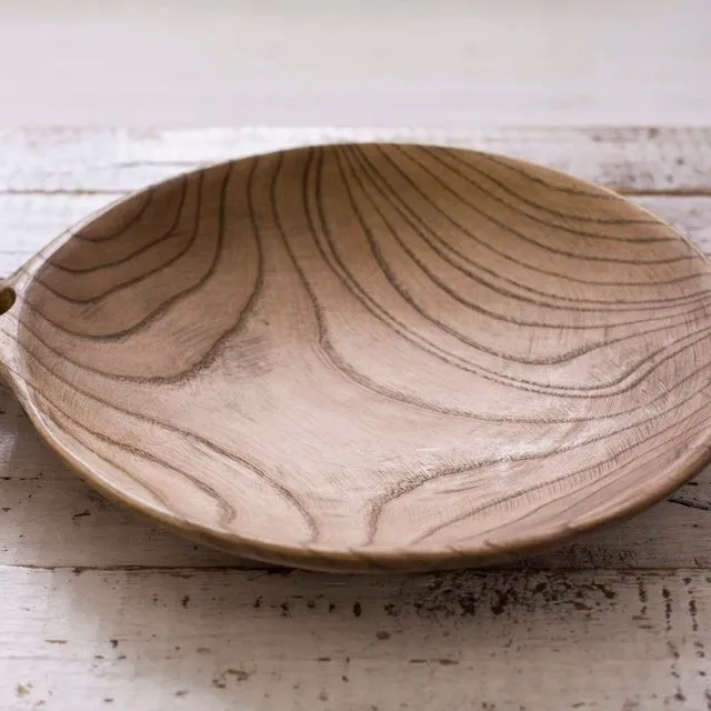 'SHE Design' Round oak bowl with a small handle