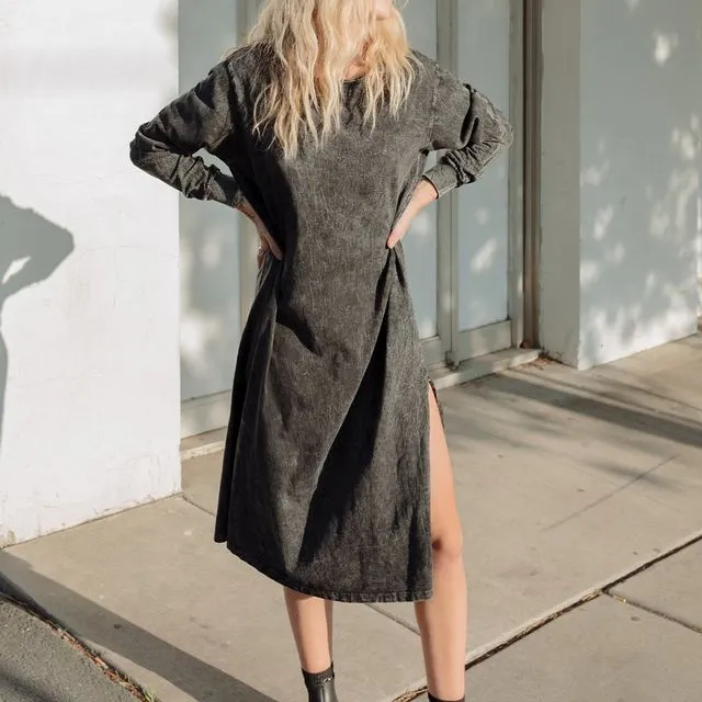 The Taylor Dress - Washed Black