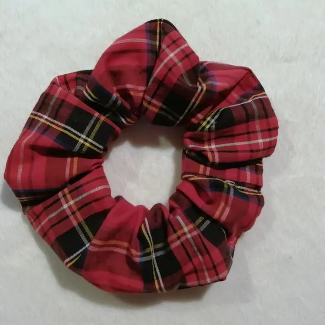 Royal Stewart Tartan Scrunchie, Red tartan scrunchie