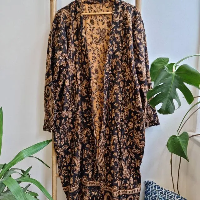 Paisley Unisex Yak Wool Blend Kimono/House Lounge Robe | Classic Black Beige Gold | Elegant Cosy Warm Home Dressing | Autumn Winter Gift