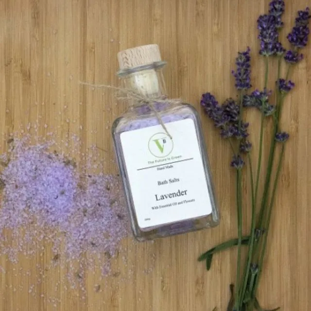 VertueBox Lavender Bath Salts with Flowers