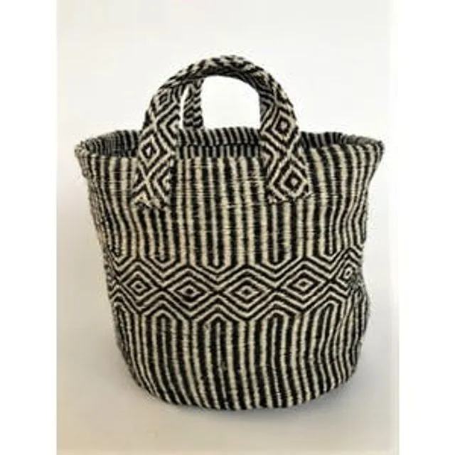 Jute bag black & white design