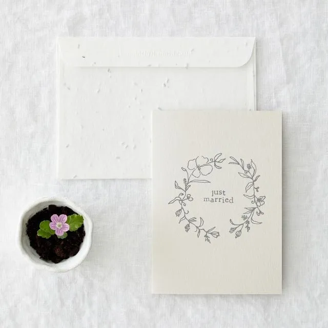 Just Married Greeting Card with Seeded Envelope