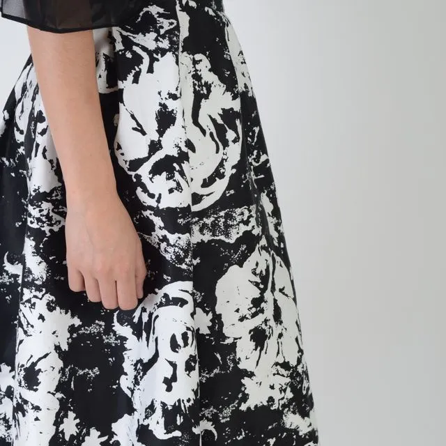 Lovemystyle Black Full Midi Skirt With White Floral Print