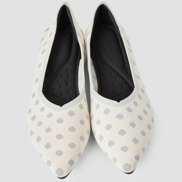 Polka Dot Flat Shoes - Beige&Light grey