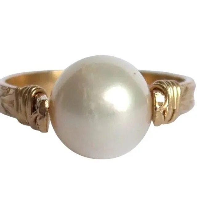 Gemshine - Ladies - Ring - Tension Ring - Gold Plated - Cultured Pearl - White - 8mm