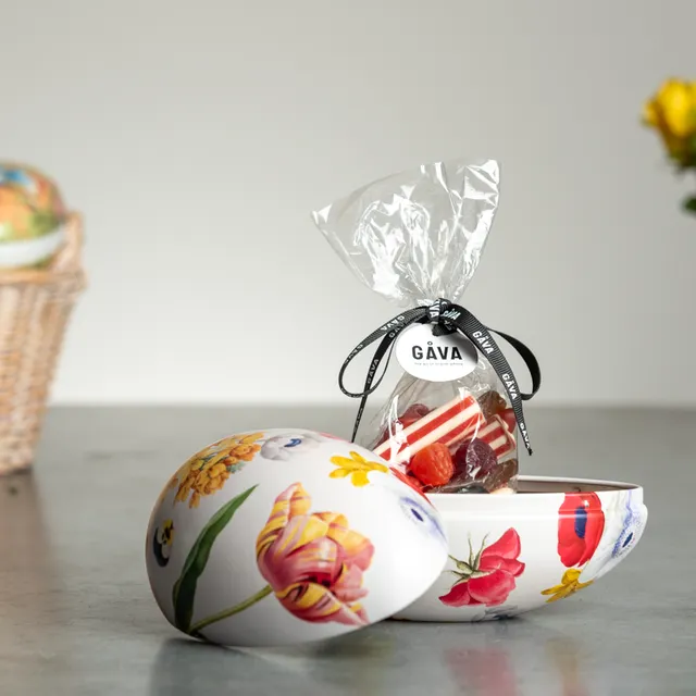 Blomster Swedish Påskägg Easter Egg tin with Swedish Pick & Mix