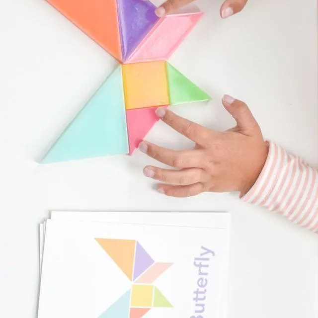 Tangram Flashcards, Traveling tangrams, Rainbow Toy, Pocket sized game, Play based learning, Montessori Gift, Take with you toy, Resin Toys