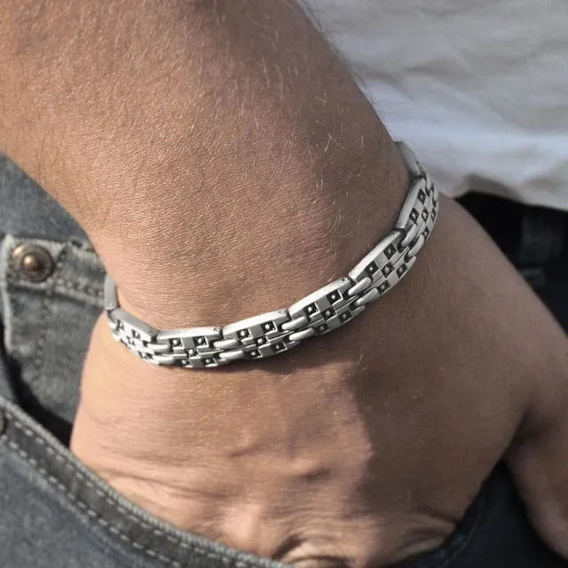 Drogo Magnetic Link Bracelet