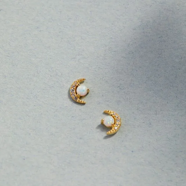 Moon Opal Studs Earring