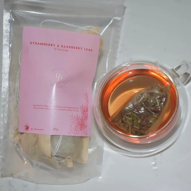Strawberry &amp; Raspberry Leaf Tea 40g