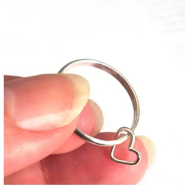 SILVER RING WITH A HEART