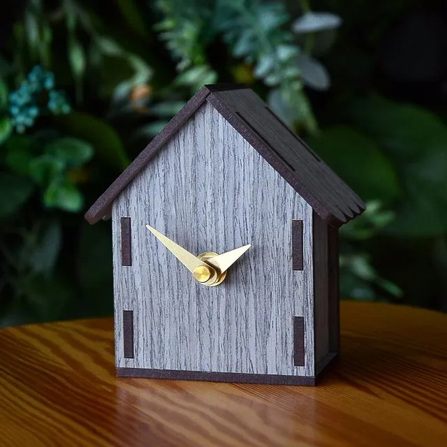 Small Wooden Table Clock CUTE HUT
