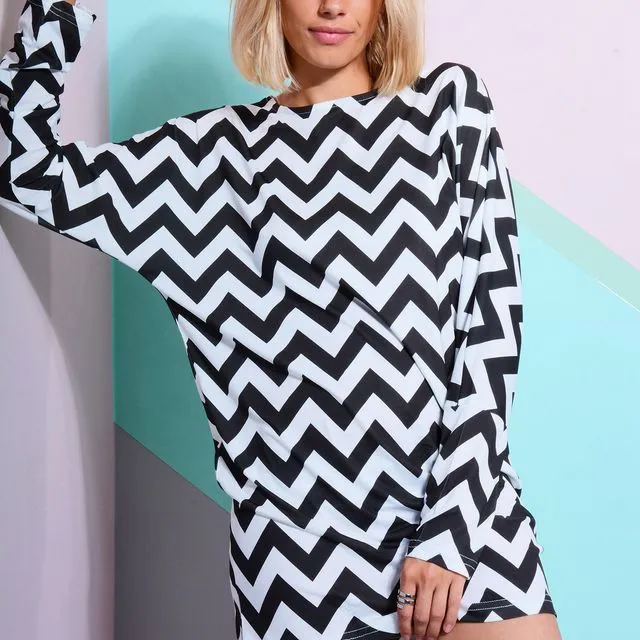 LMS Black And White Zigzag Bodycon Dress With Batwing Sleeves
