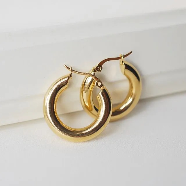 Elegant 18k gold plated 25mm chunky hoop earrings