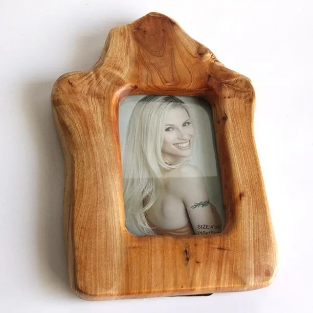 Hand-Crafted Root Wood Live Edge Picture Frame - 6" (4x6")