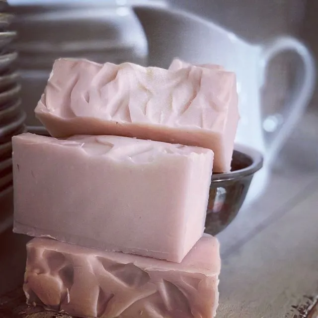 Capri Organic Handmade Soap - A Beautiful Blend Of Citrus And Lavender Pack of 6