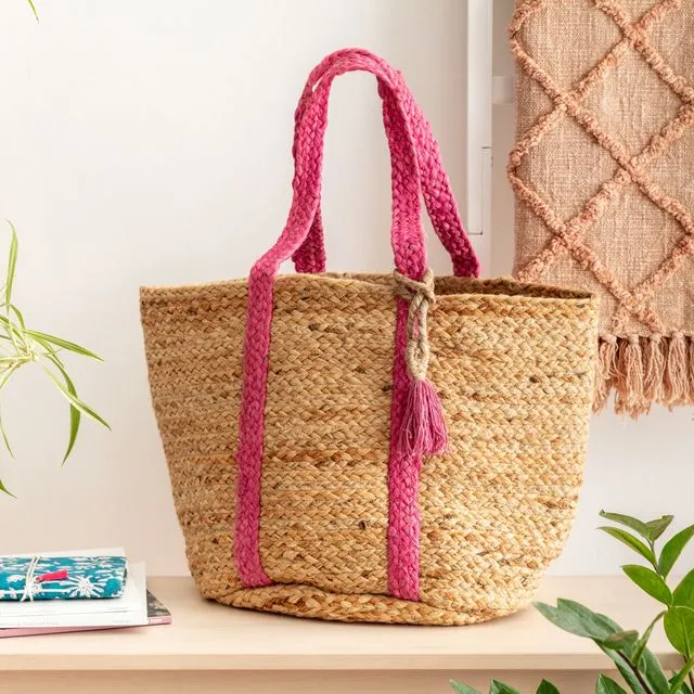 Pink detail basket bag