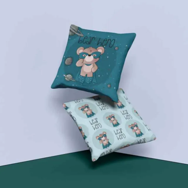 Decorative pillow - Super bear