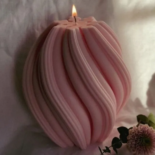 Swirl Scented Candle Pink