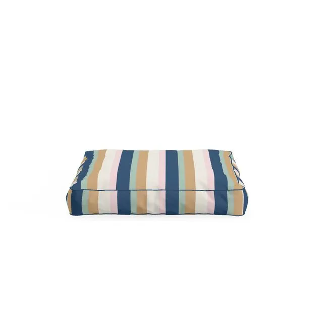 Biscuit's Wide Stripe Dog Bed
