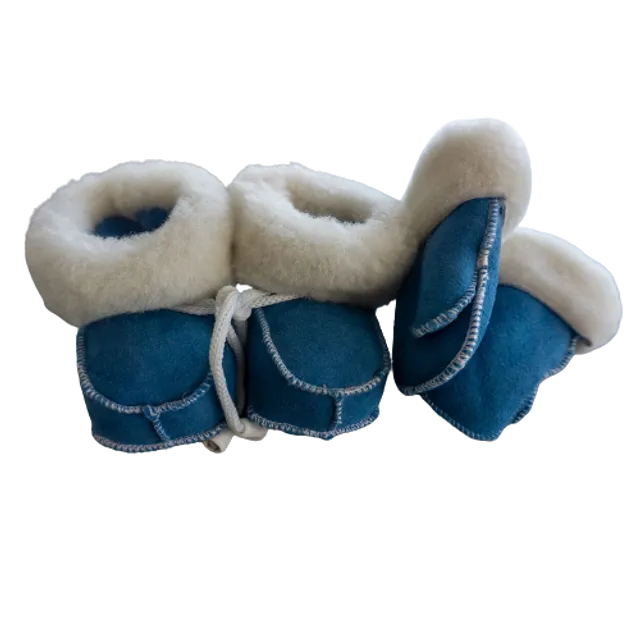 Kids Sheepskin Gloves and Shoes Set Cappuccino