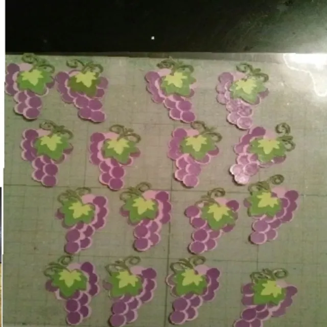 3 D Grape Sticker