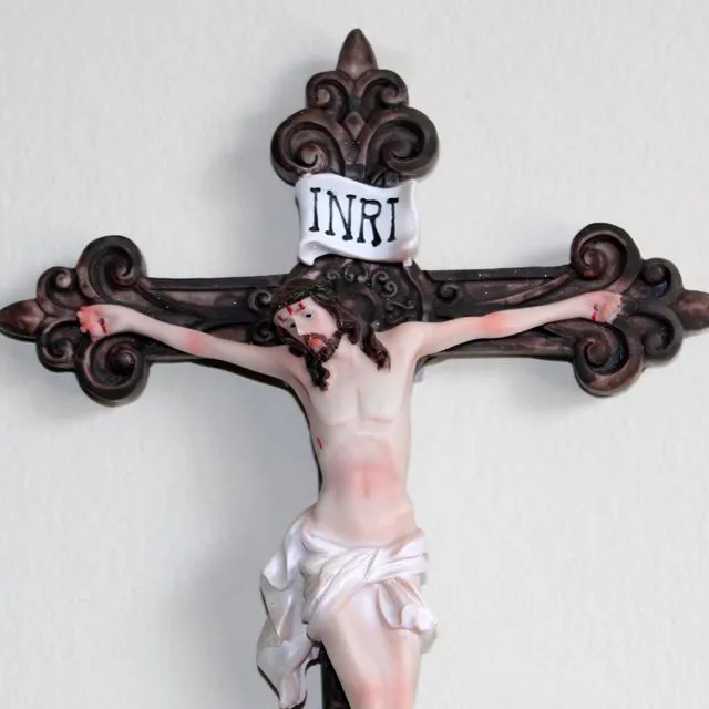 15" Wall Mounted INRI Jesus Christ Wall Crucifix Cross Home Chapel Decoration