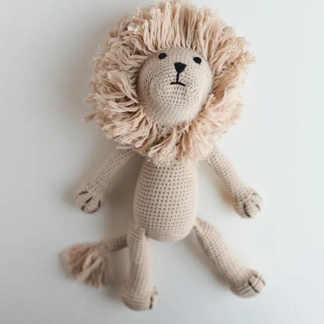 Leston Crochet Lion