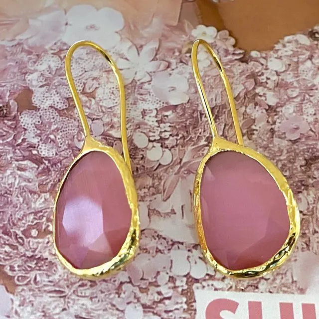 Earrings cateye stone pink