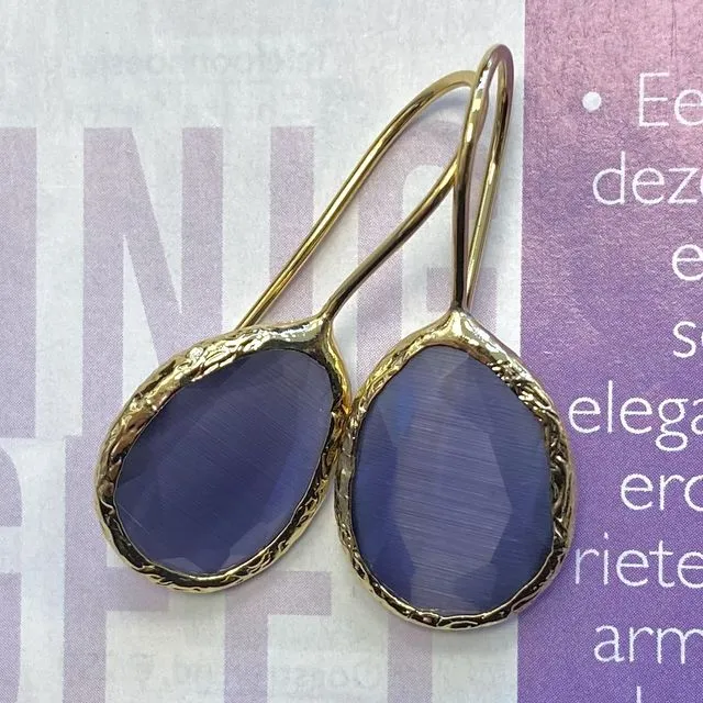 Earrings cateye stone purple