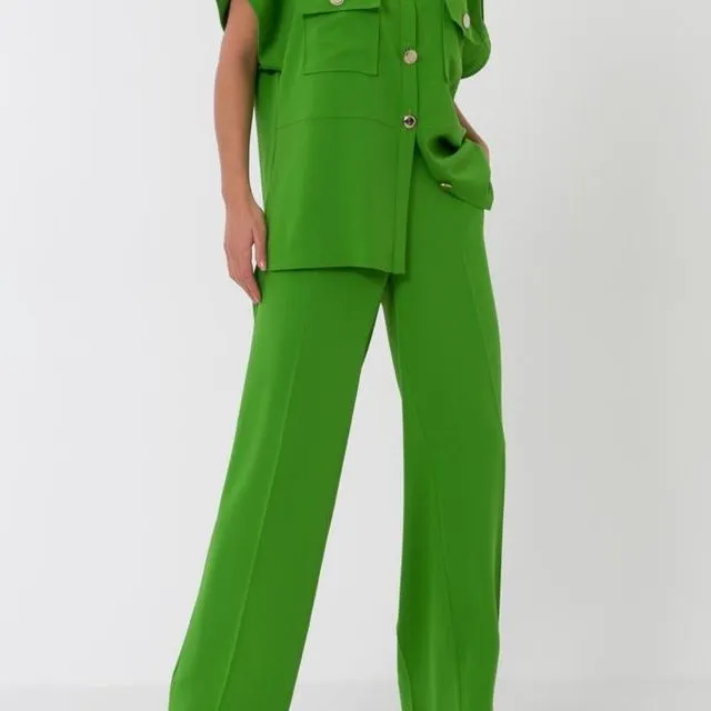 Big Front Pockets with Gold Metal Buttons Green Shirt and Trousers Set