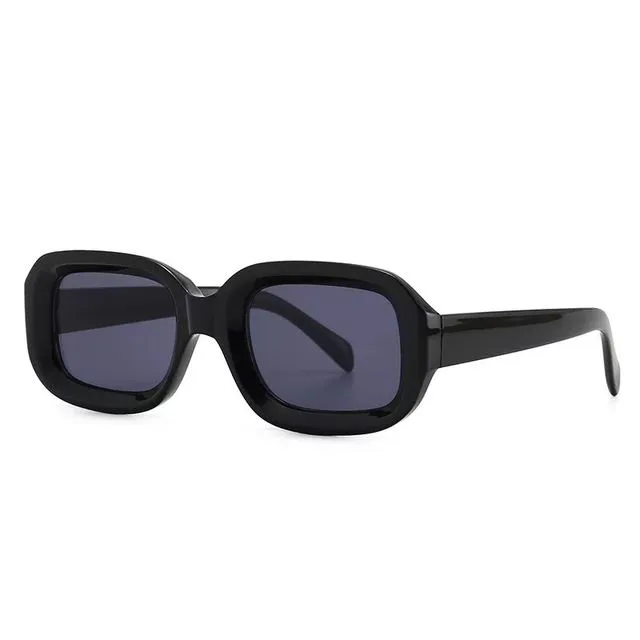 AMMA JO Black Square Sunglasses