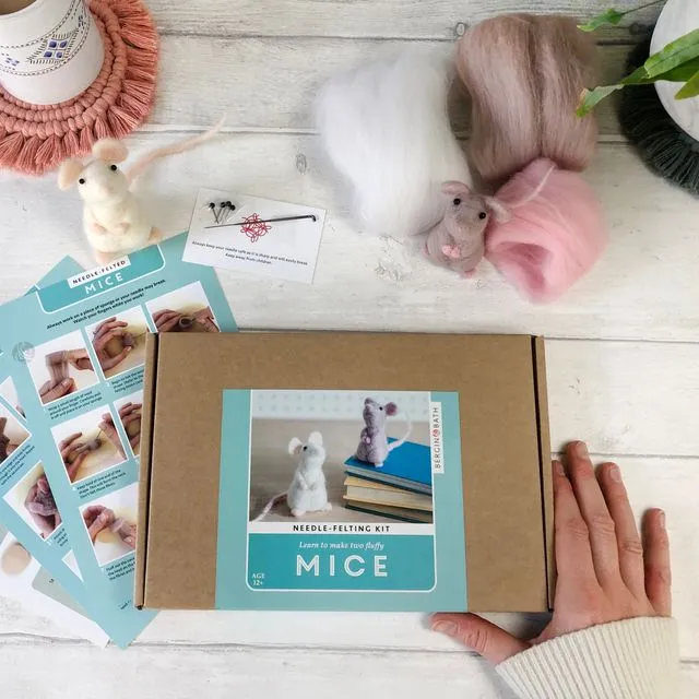 Needle felting kit - Mouse. Learn to make TWO cute little mice with this craft kit for adults. Project for beginners. Creative gift idea, gift for her.