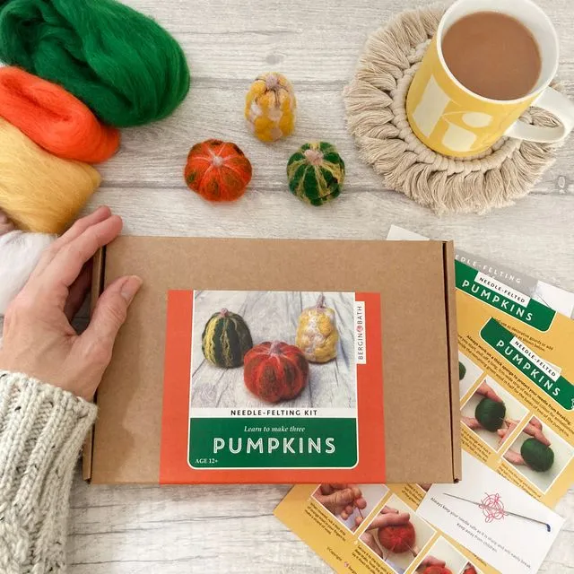 Needle Felting Kit, Pumpkins. Halloween Craft kit for adults and teens.