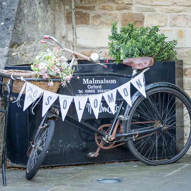 Mr & Mrs - vintage bike | bicycle wedding bunting