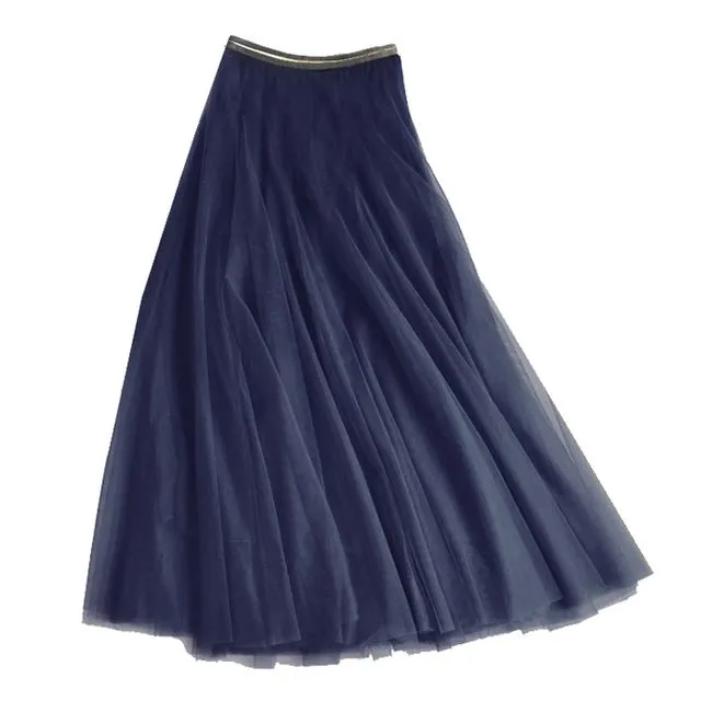 Tulle Layer Skirt in Navy Size Medium