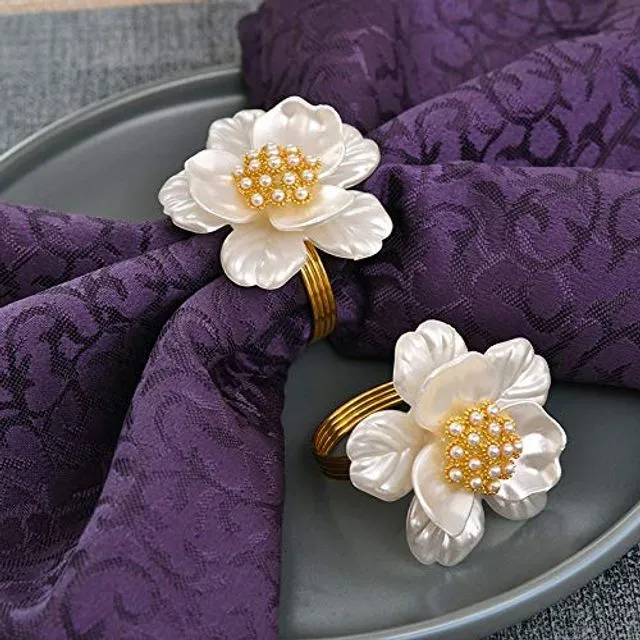 White Gold Napkin Ring in Floral Design Set of 4