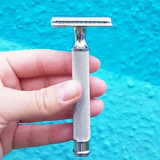 The Good Dot: Safety Razor: Silver Stainless Stee