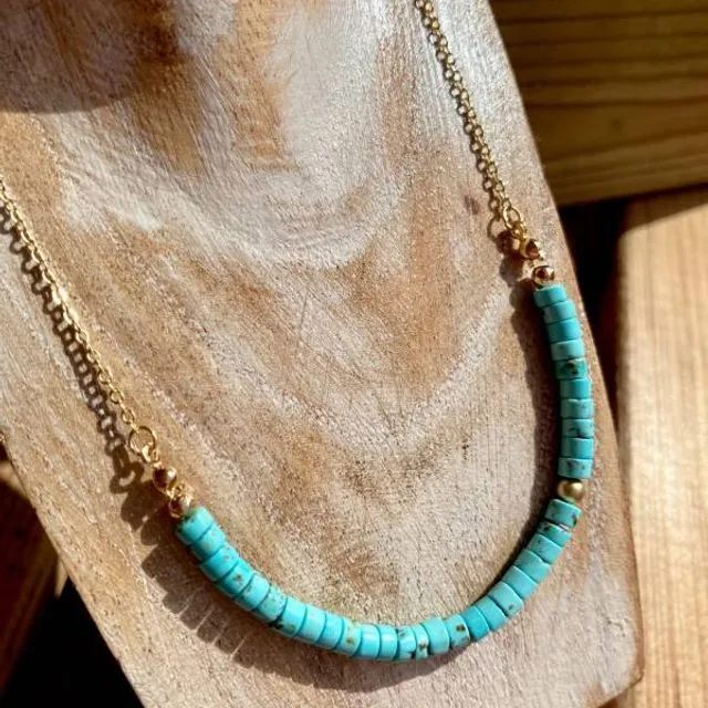 Dainty Turquoise Beads Pendant