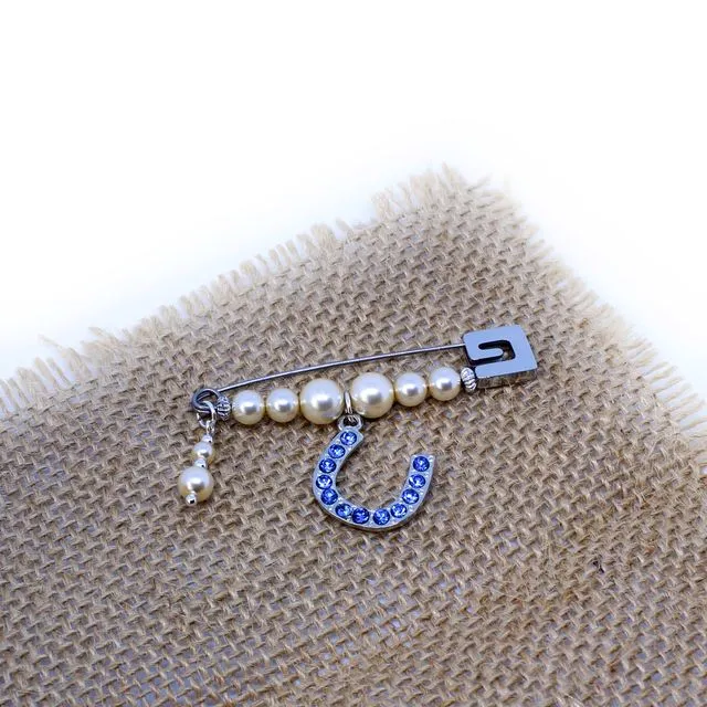 Ivory Glass Pearls Bridal Pin 'Hebe'
