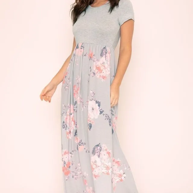 PLUS Grey Floral Short Sleeve Maxi Dress With Pocket